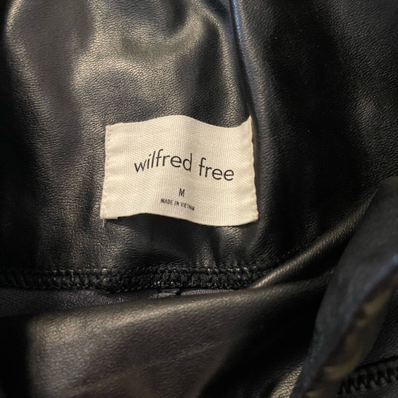 Aritzia Wilfred Daria pant size medium (black vegan leather) - Picture 2 of 3